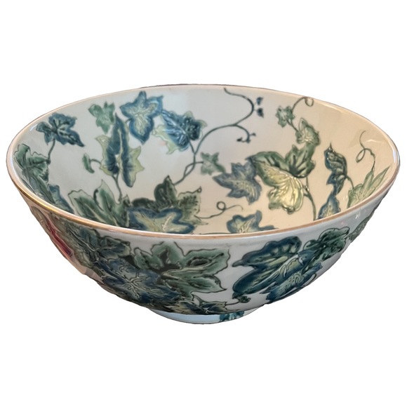Asian Bowl with Bas-Relief Design - Picture 1 of 12